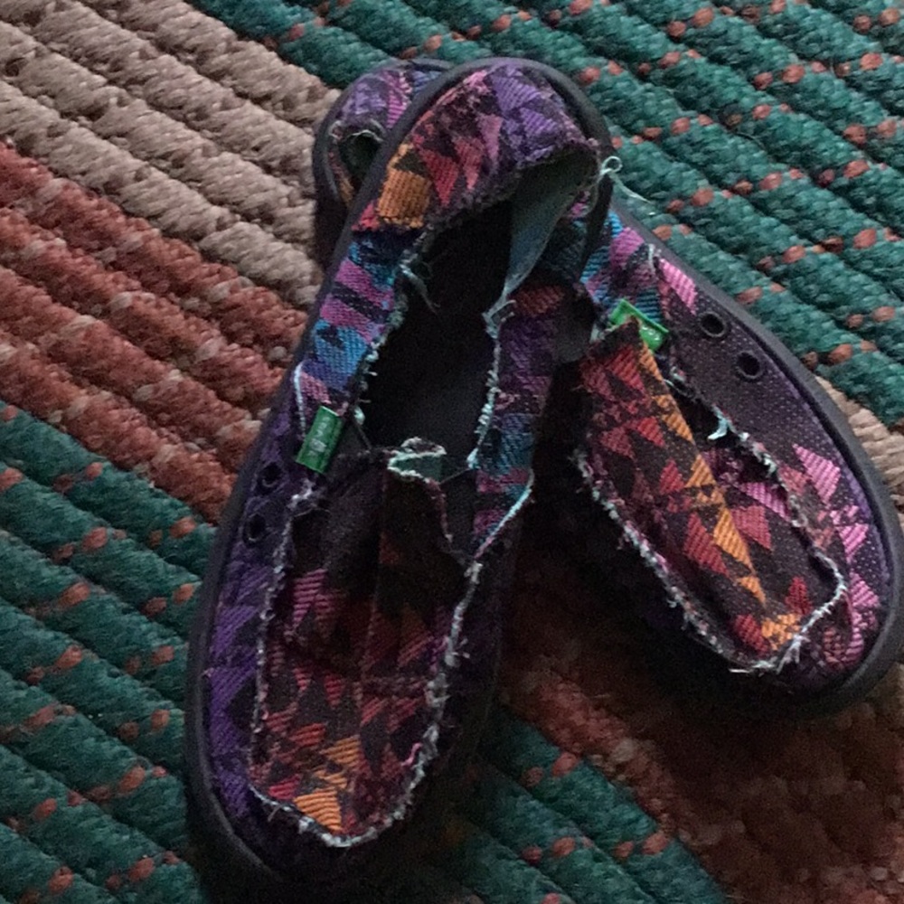 Sanuk slip on